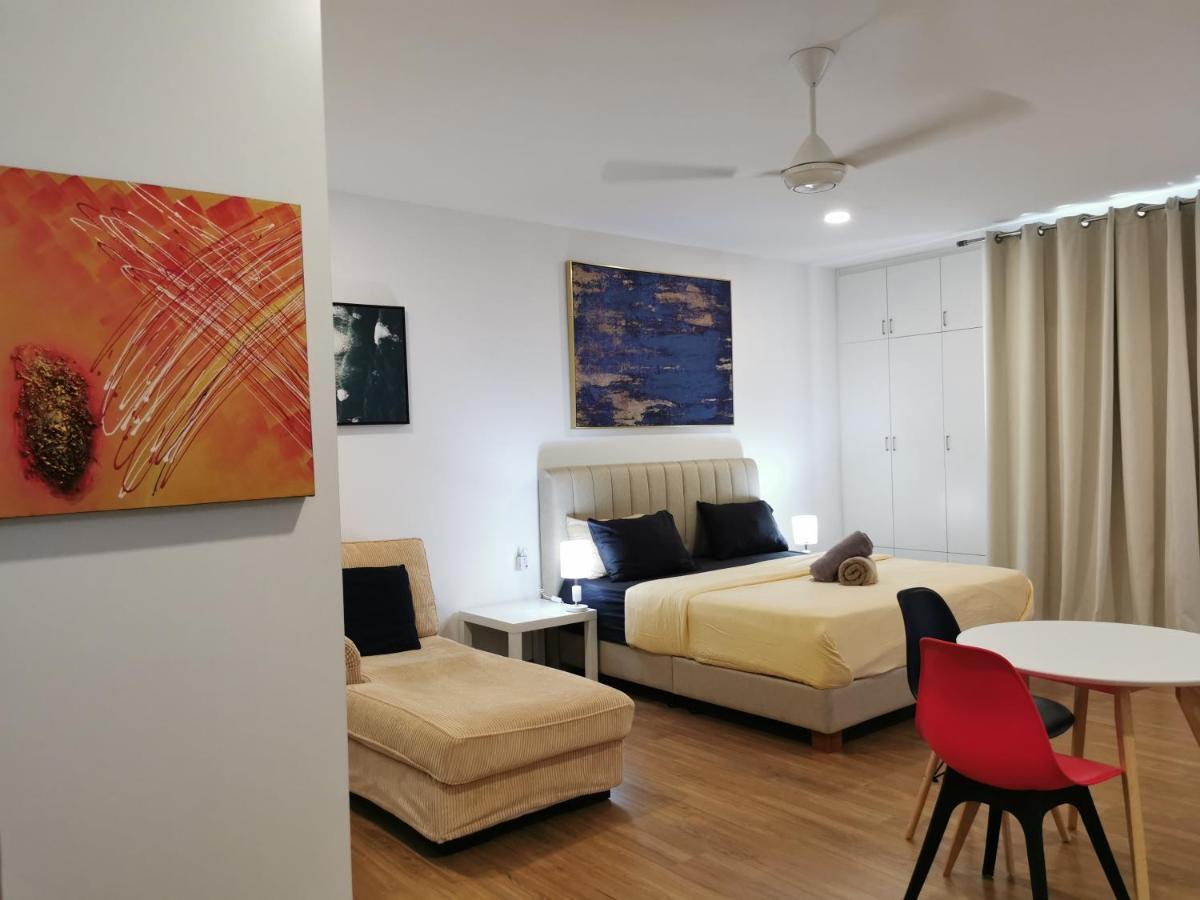 Apple Home 2 At Menara Simfoni, King Size Bed, Cheras, Nexflix, Wifi, Parking Seri Kembangan Exterior foto