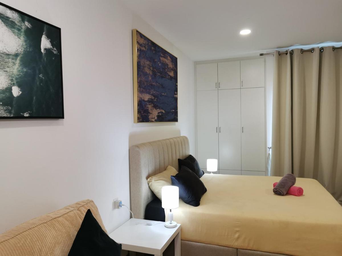 Apple Home 2 At Menara Simfoni, King Size Bed, Cheras, Nexflix, Wifi, Parking Seri Kembangan Exterior foto