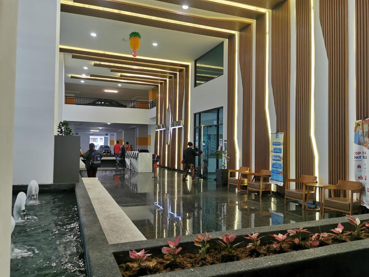 Apple Home 2 At Menara Simfoni, King Size Bed, Cheras, Nexflix, Wifi, Parking Seri Kembangan Exterior foto